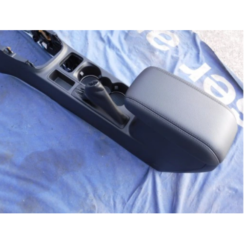 Podłokietnik tunel środkowy FORD FIESTA Mk8 #3