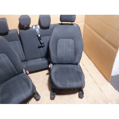 FOTELE KOMPLET FORD FIESTA MK8 3 DRZWI #3