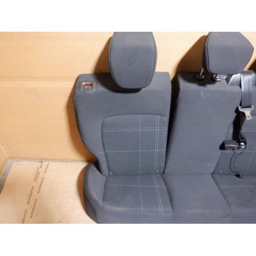 FOTELE KOMPLET FORD FIESTA MK8 3 DRZWI #9