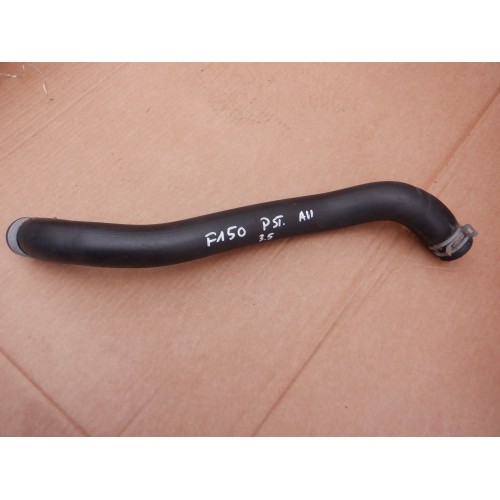 PRZEWÓD WODY PRAWA STRONA...