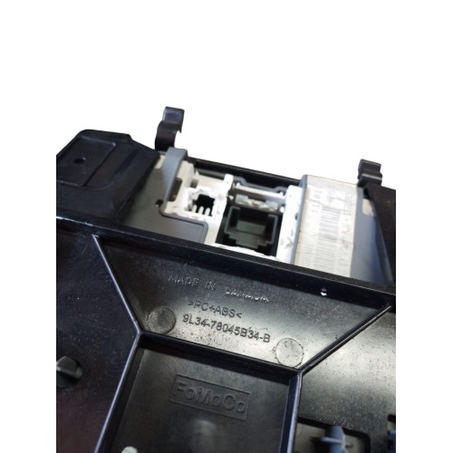 SCHOWEK LAMPKA PODSUFITKI FORD F-150 #3