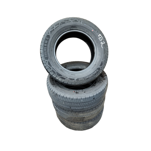 OPONY 235/65/16C...