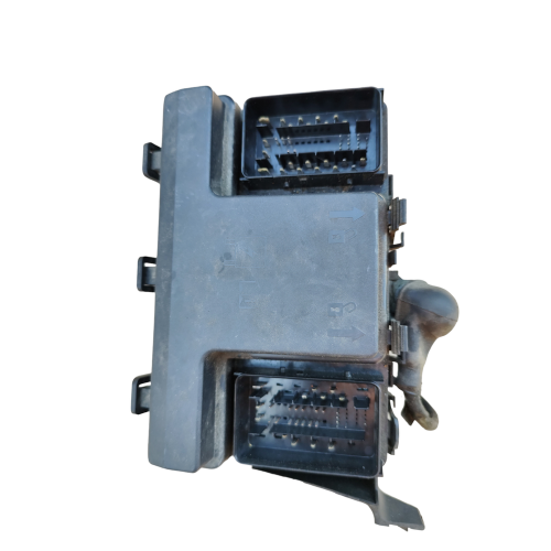 PUSZKA SKRZYNKA BEZPIECZNIKÓW FORD EDGE USA #2