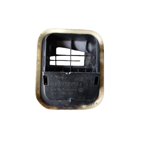 KRATKA WENTYLACYJNA FORD FOCUS MK3 #2