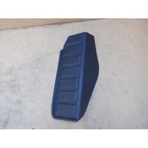 PLASTIK WNĘTRZA PODNÓŻEK...