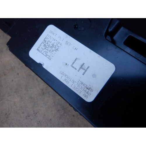 MOCOWANIE LISTWY PROGOWEJ FORD ESCAPE MK4 USA #2