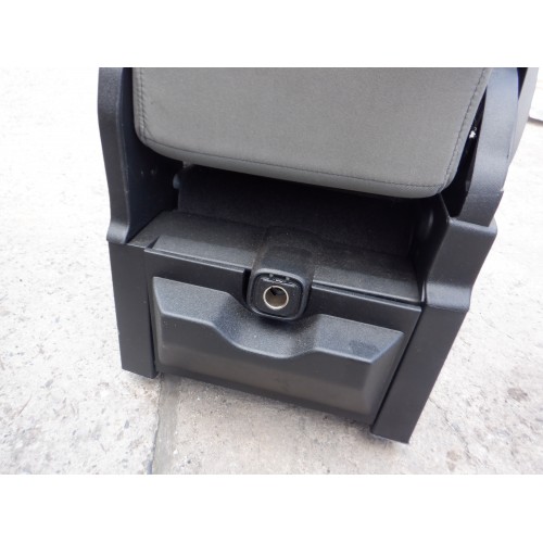 FOTELE KOMPLET FORD F150 XL SUPERCAB 2015-2020 #4