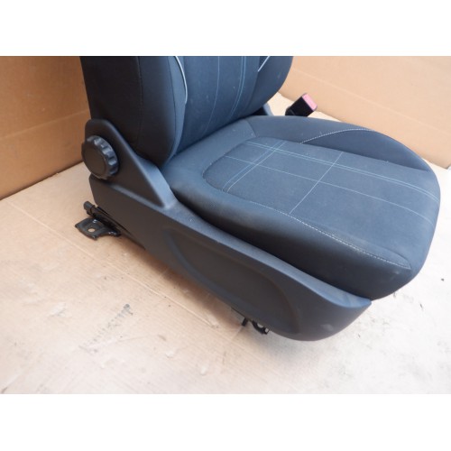 PRAWY FOTEL FORD FIESTA MK8 3 DRZWI #5