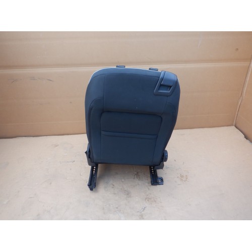 PRAWY FOTEL FORD FIESTA MK8 3 DRZWI #9