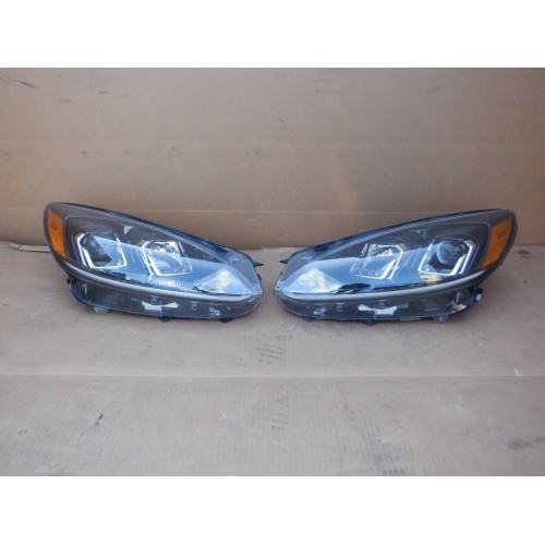 LAMPA LEWA PRAWA LED FORD...